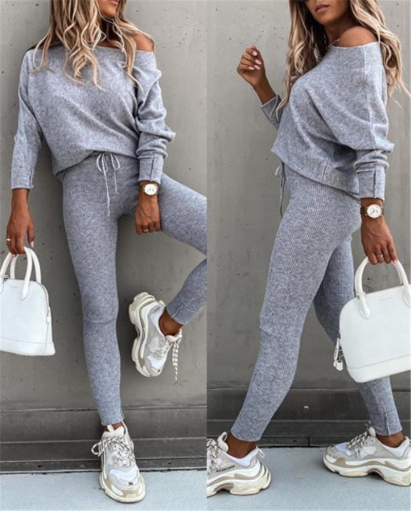 Autumn Chic Women's Knit Suit Set Simply good