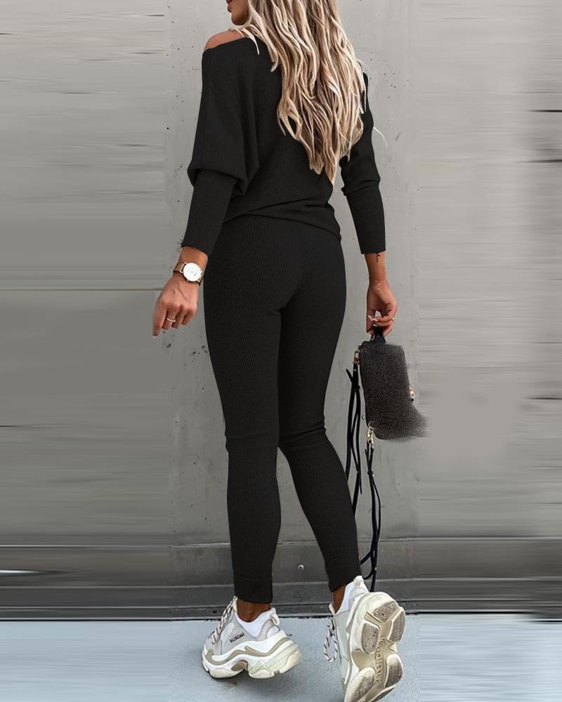 Autumn Chic Women's Knit Suit Set Simply good