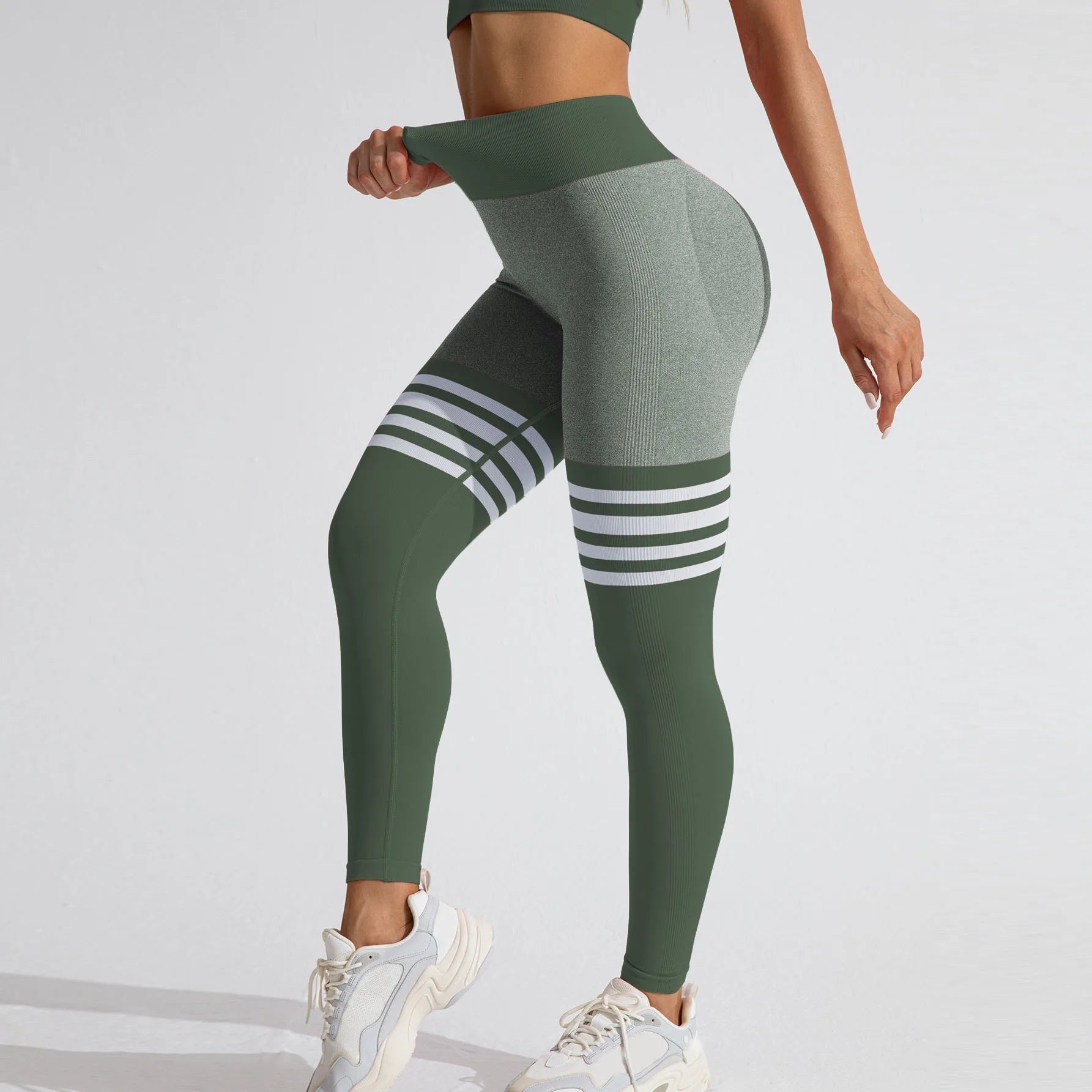 V-Back Athletic Leggings Simply good
