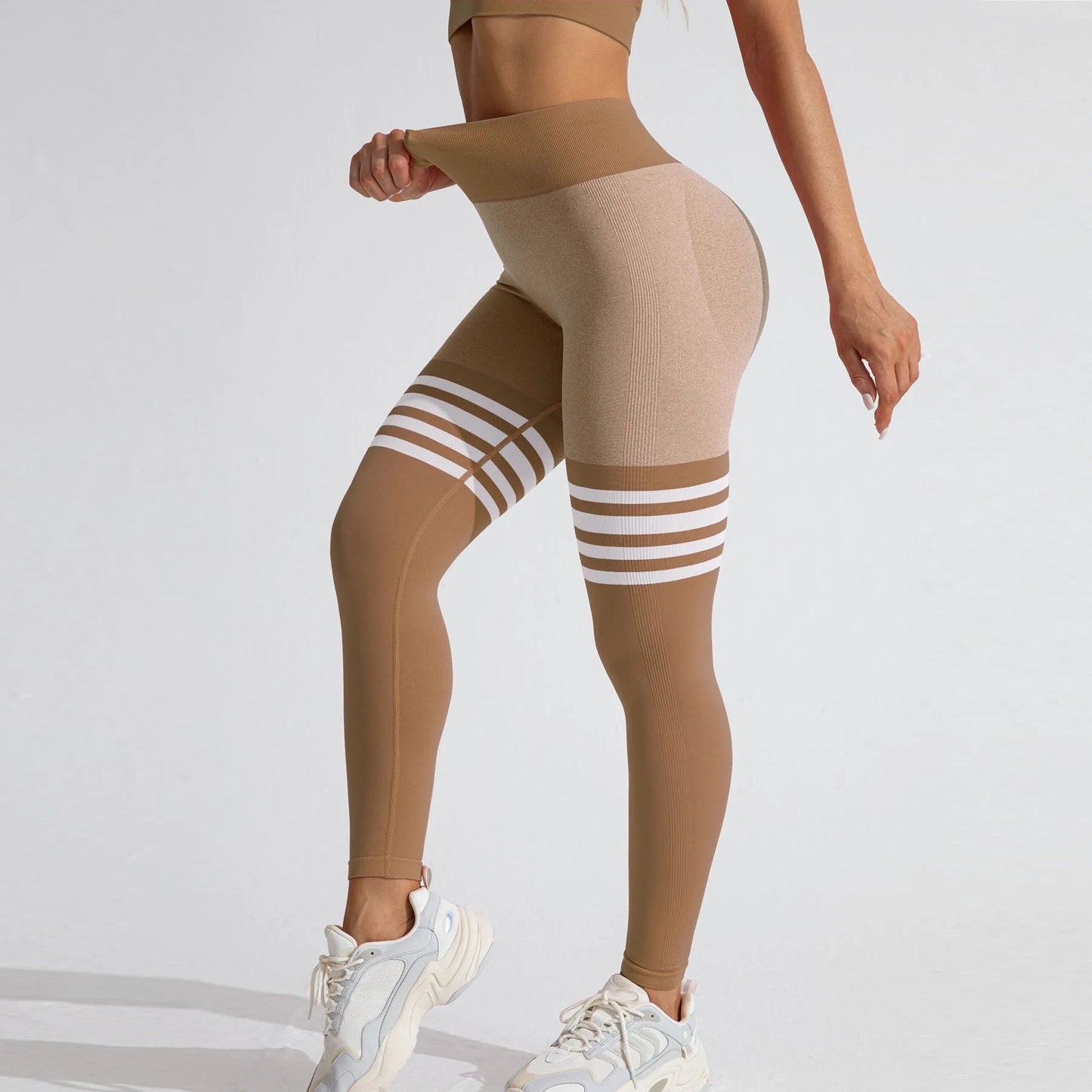 V-Back Athletic Leggings Simply good